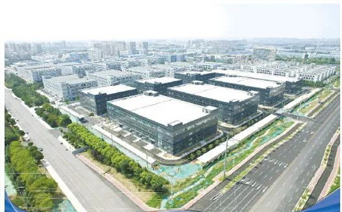 興寶智能被濰坊日報(bào)頭版關(guān)注，競速“元宇宙” ，布局新賽道